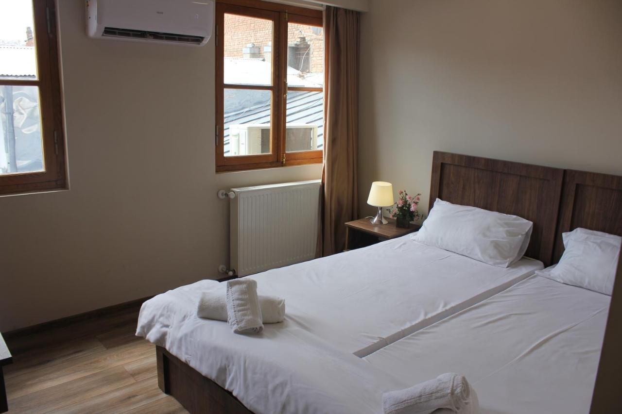 Diamond Georgia Hotel Tbilisi Buitenkant foto