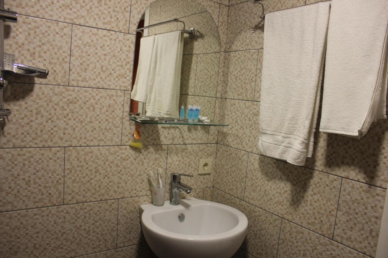 Diamond Georgia Hotel Tbilisi Buitenkant foto